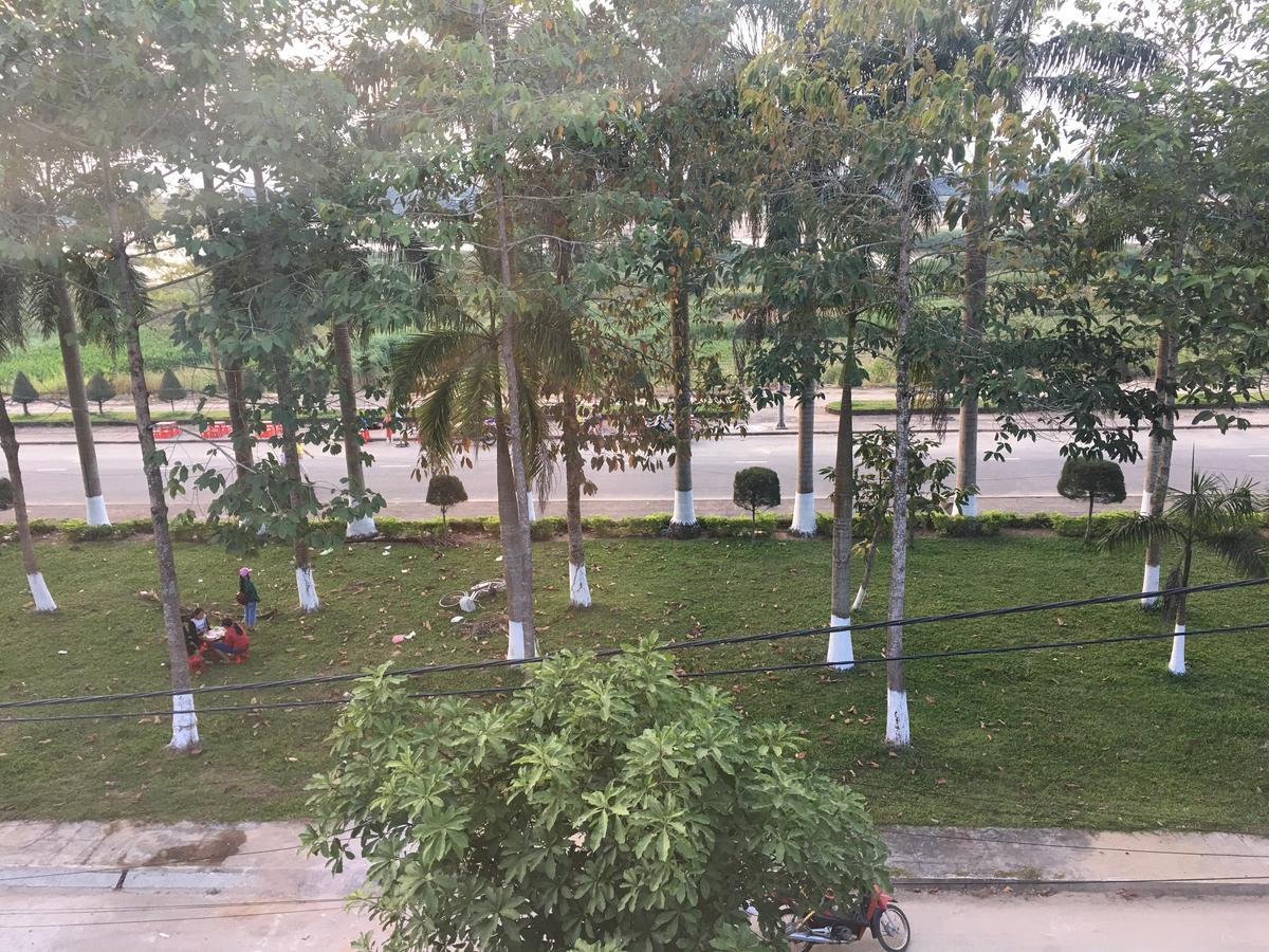 Hana Riverside Villa Quảng Ngãi Exteriör bild